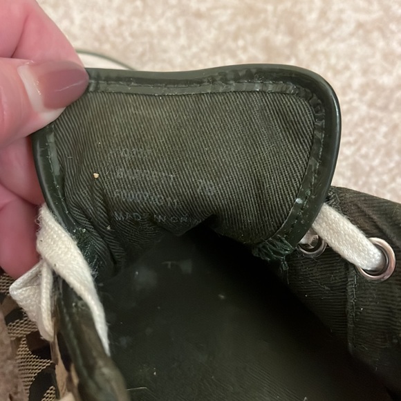 Well Loved Coach Logo Sneakers Size 7.5 - Picture 4 of 4
